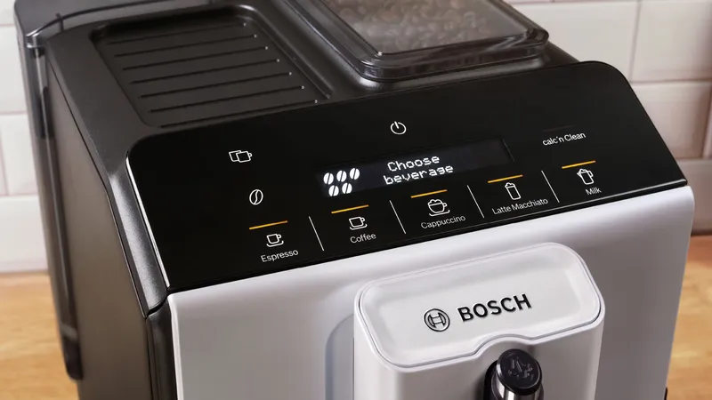 Bosch Fully Auto Espresso Coffee Machine 1300W VeroCup 100 -Black (NEW)