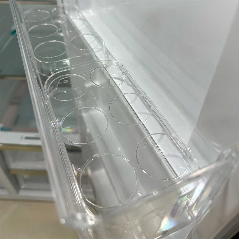 SideBySide Refrigerator 623Liters - SS accessories
