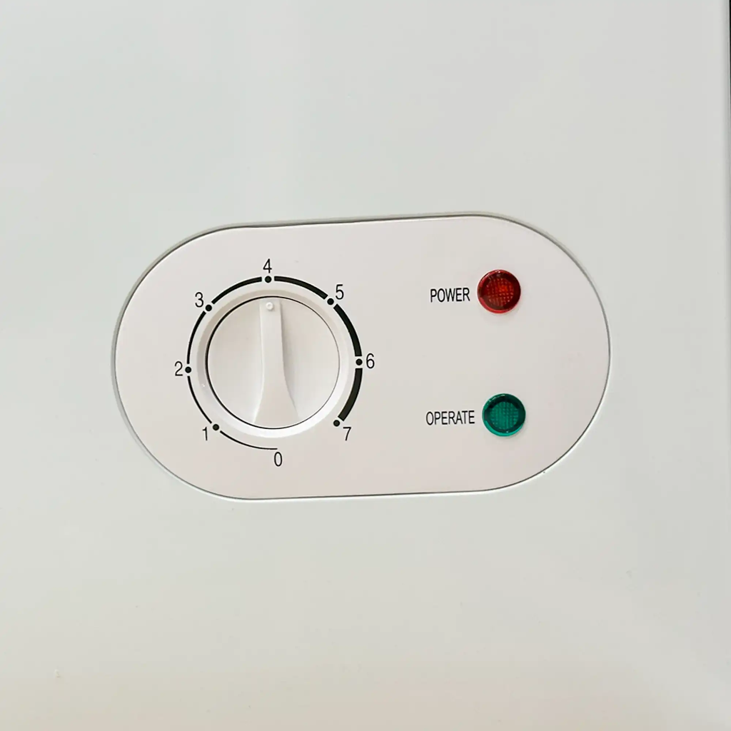 Chest Freezer 202L Glass White Control panel